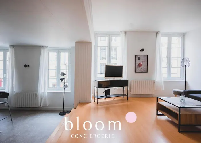 Le Dom Place Stanislas Equipe Pour 4 Personnes *